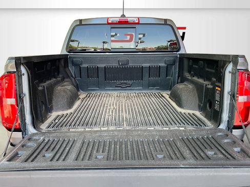 Used 2022 Chevrolet Colorado LT w/ LT Convenience Package AWD/4WD image 25
