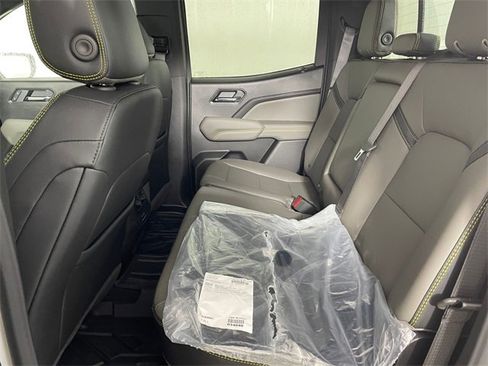 New 2026 Chevrolet Colorado ZR2 w/ Technology Package image 14