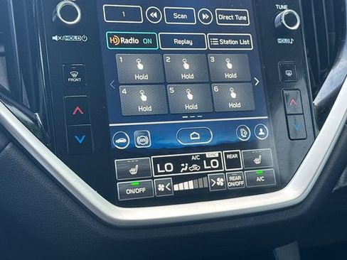 Used 2025 Subaru Ascent Premium AWD/4WD image 23
