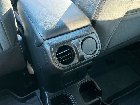 Used 2025 Jeep Wrangler Sport AWD/4WD image 24