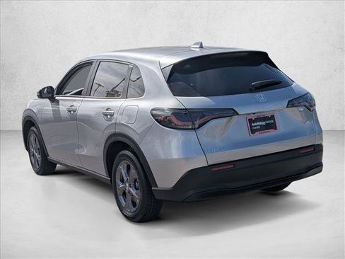 New 2026 Honda HR-V LX image 9