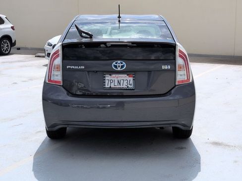 Used 2015 Toyota Prius Two FWD image 6