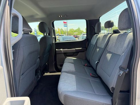 Used 2021 Ford F150 XLT AWD/4WD image 17
