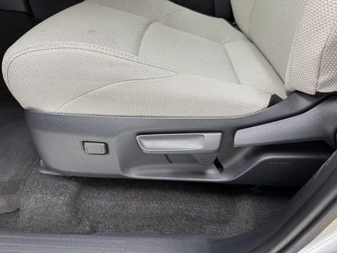 Used 2025 Toyota 4Runner SR5 image 28