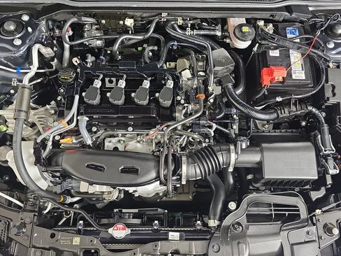 Used 2022 Honda Civic Touring image 32