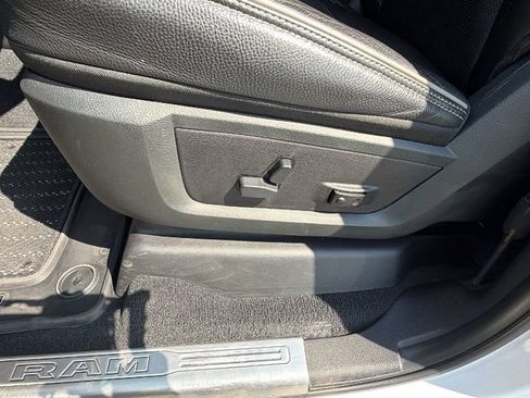 Used 2019 RAM 2500 Limited AWD/4WD image 23