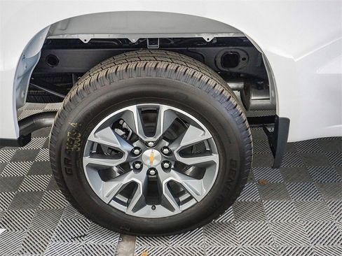 New 2026 Chevrolet Silverado 1500 LT w/ LPO, Dark Essentials Package image 10