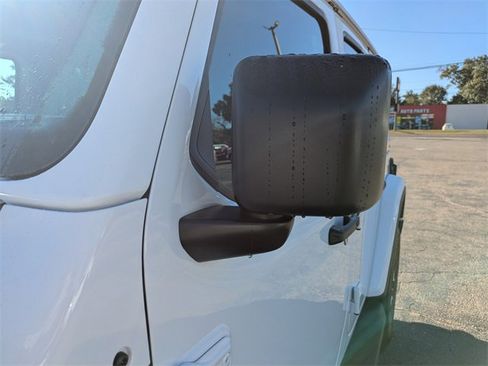 New 2025 Jeep Wrangler Sahara image 10