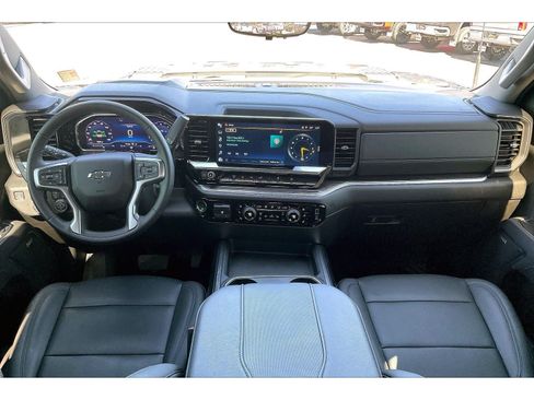 Used 2025 Chevrolet Silverado 3500 LTZ w/ Trail Boss Package AWD/4WD image 17