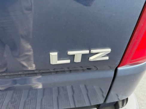 Certified 2022 Chevrolet Silverado 1500 LTZ AWD/4WD image 9