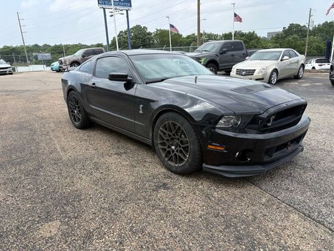 Used 2014 Ford Mustang Shelby GT500 w/ Equipment Group 821A RWD image 1