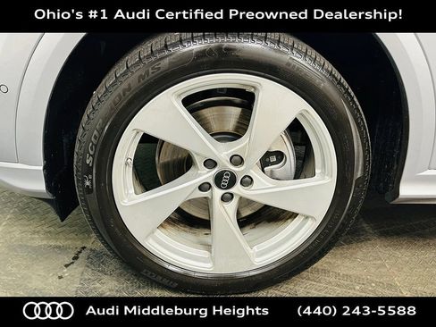 Certified 2025 Audi Q5 Premium AWD/4WD image 33