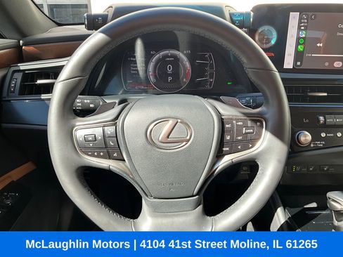 Used 2023 Lexus ES 350 w/ Premium Package image 3