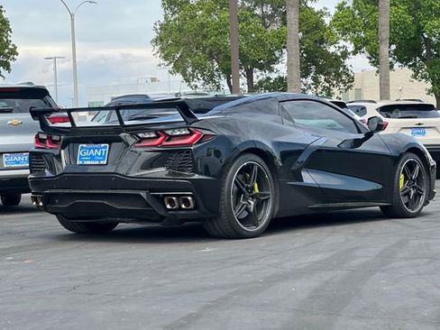 Used 2022 Chevrolet Corvette Stingray Premium Conv w/ Z51 Performance Package RWD image 4