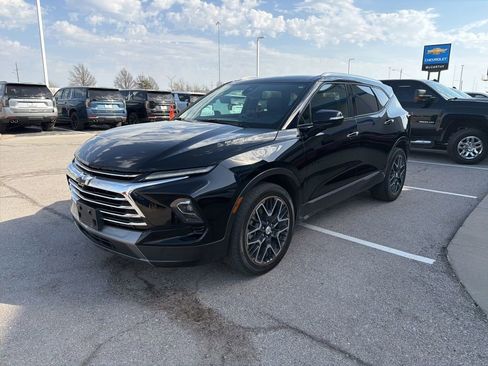 Certified 2023 Chevrolet Blazer Premier w/ Driver Confidence II Package image 7