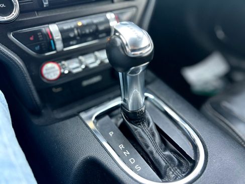 Used 2016 Ford Mustang Premium image 24