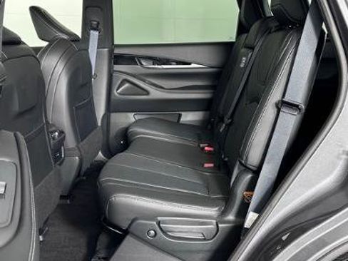 Certified 2025 INFINITI QX60 Pure image 22