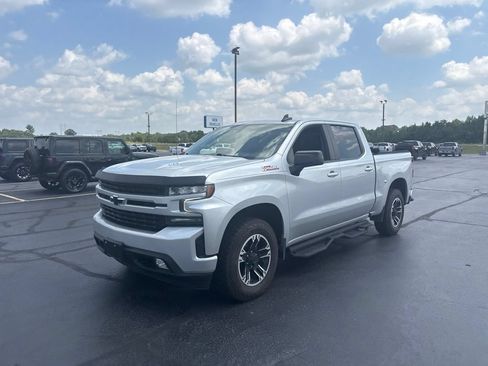 Used 2021 Chevrolet Silverado 1500 RST AWD/4WD image 4