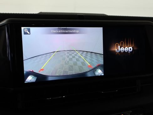 Used 2024 Jeep Gladiator Mojave w/ Safety Group AWD/4WD image 6