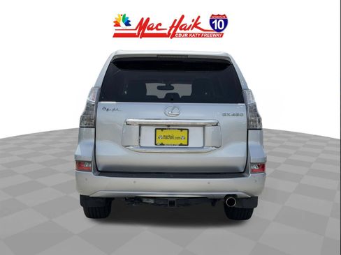 Used 2017 Lexus GX 460 Premium AWD/4WD image 6