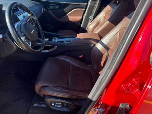 Used 2020 Jaguar F-PACE S image 17