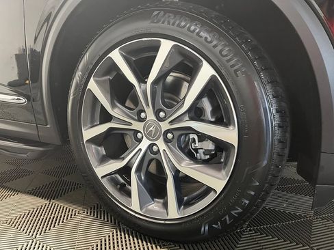 Certified 2024 Acura MDX SH-AWD w/ Technology Package image 3