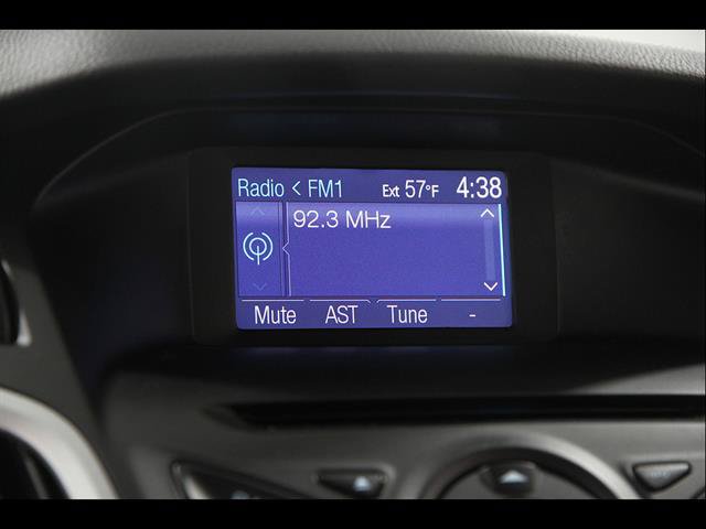 Used 2014 Ford Focus SE w/ SE Winter Package FWD image 10