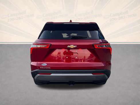 Used 2025 Chevrolet Equinox LT image 4