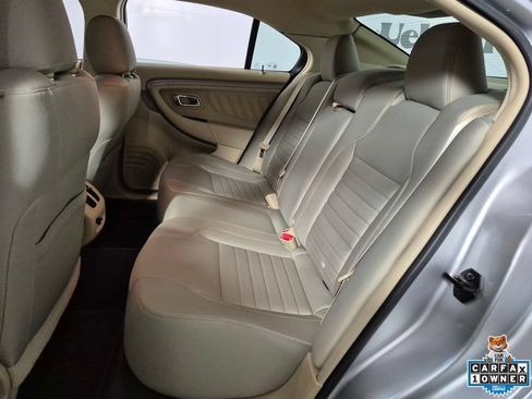 Used 2018 Ford Taurus SE FWD image 24