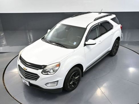 Used 2017 Chevrolet Equinox LT w/ Convenience Package image 53