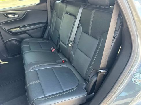 Used 2024 Chevrolet Blazer LT FWD image 16