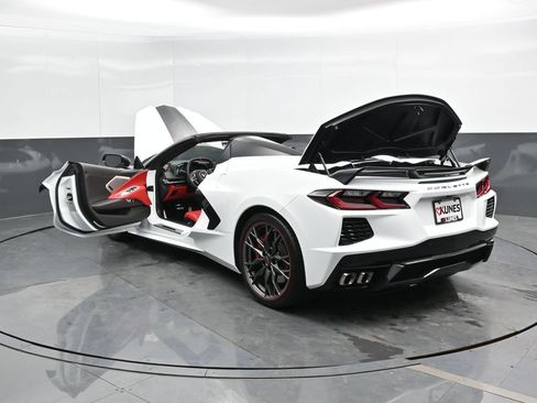 Used 2023 Chevrolet Corvette Stingray Premium Conv w/ Z51 Performance Package RWD image 51