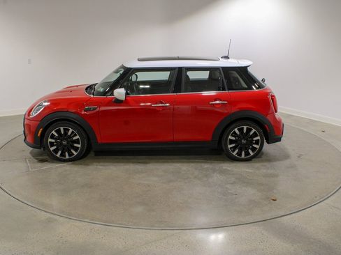 Used 2023 MINI Cooper S image 2