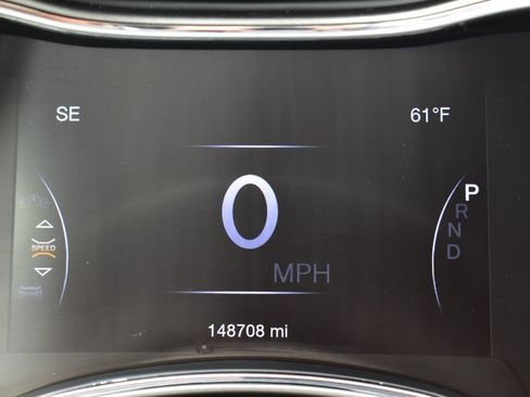 Used 2018 Jeep Grand Cherokee Altitude AWD/4WD image 28