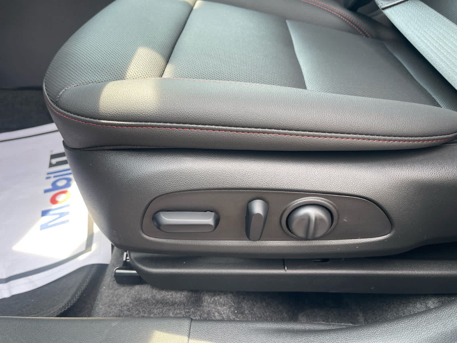 New 2026 Chevrolet Trax RS w/ Driver Confidence Package FWD image 12