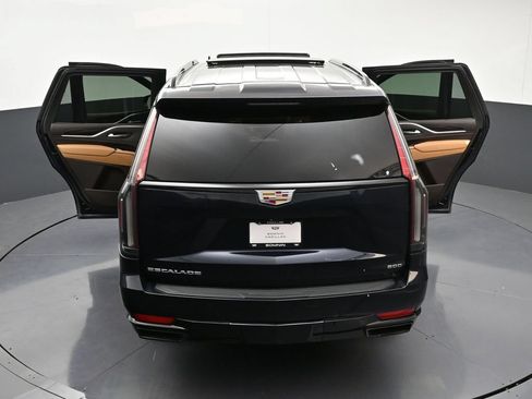 Used 2021 Cadillac Escalade Sport w/ Driver Assist Tech Package AWD/4WD image 36