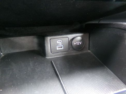 Used 2022 Ford Escape SE w/ SE Sport Appearance Package AWD/4WD image 22