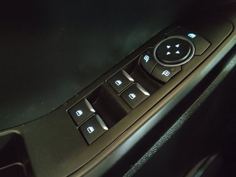 Used 2021 Ford Explorer 2WD image 27