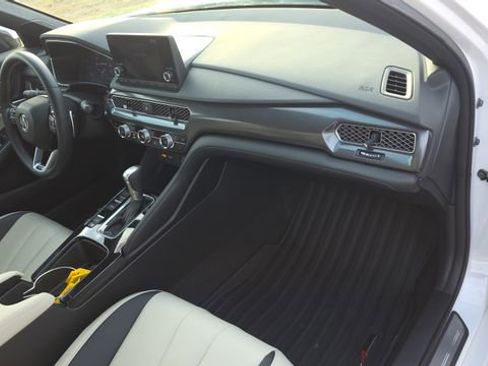 Used 2024 Acura Integra A-Spec image 29