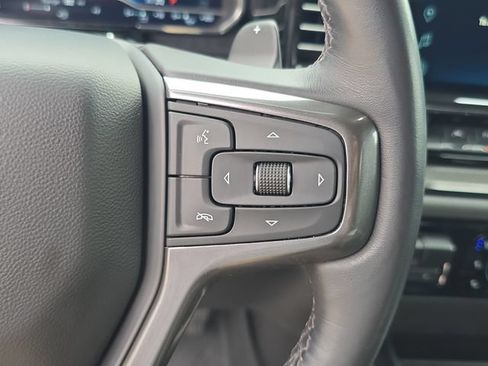 Used 2022 Chevrolet Silverado 1500 ZR2 w/ Technology Package AWD/4WD image 24