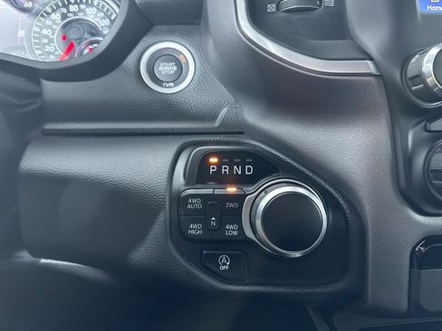Used 2022 RAM 1500 Big Horn w/ Night Edition AWD/4WD image 22