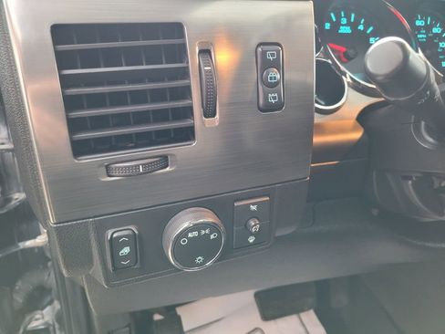 Used 2008 HUMMER H2 Luxury image 17