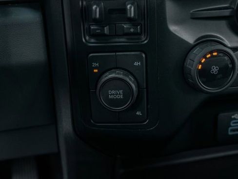 Used 2023 Ford F350 XLT image 47