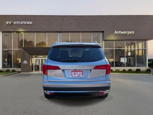 Used 2018 Honda Pilot Elite image 4