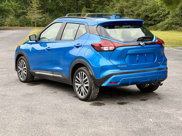 Used 2021 Nissan Kicks SR w/ SR Premium Package FWD image 5