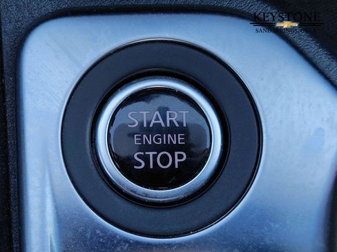 Used 2025 Nissan Sentra SR image 23