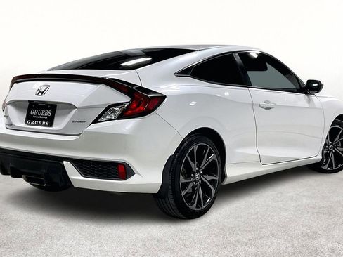 Used 2020 Honda Civic Sport image 2