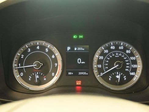 Used 2022 Hyundai Venue SEL FWD image 25