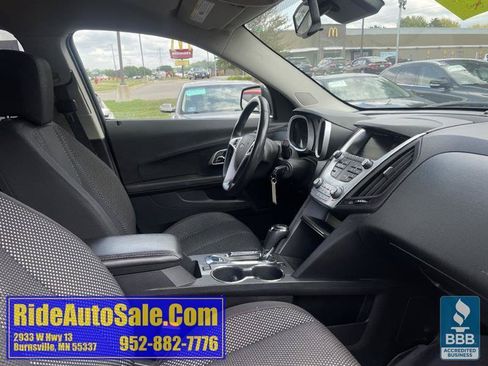 Used 2017 Chevrolet Equinox LT w/ Convenience Package AWD/4WD image 14