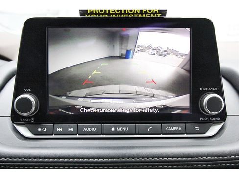 Used 2023 Nissan Rogue SV w/ SV Premium B Package image 21